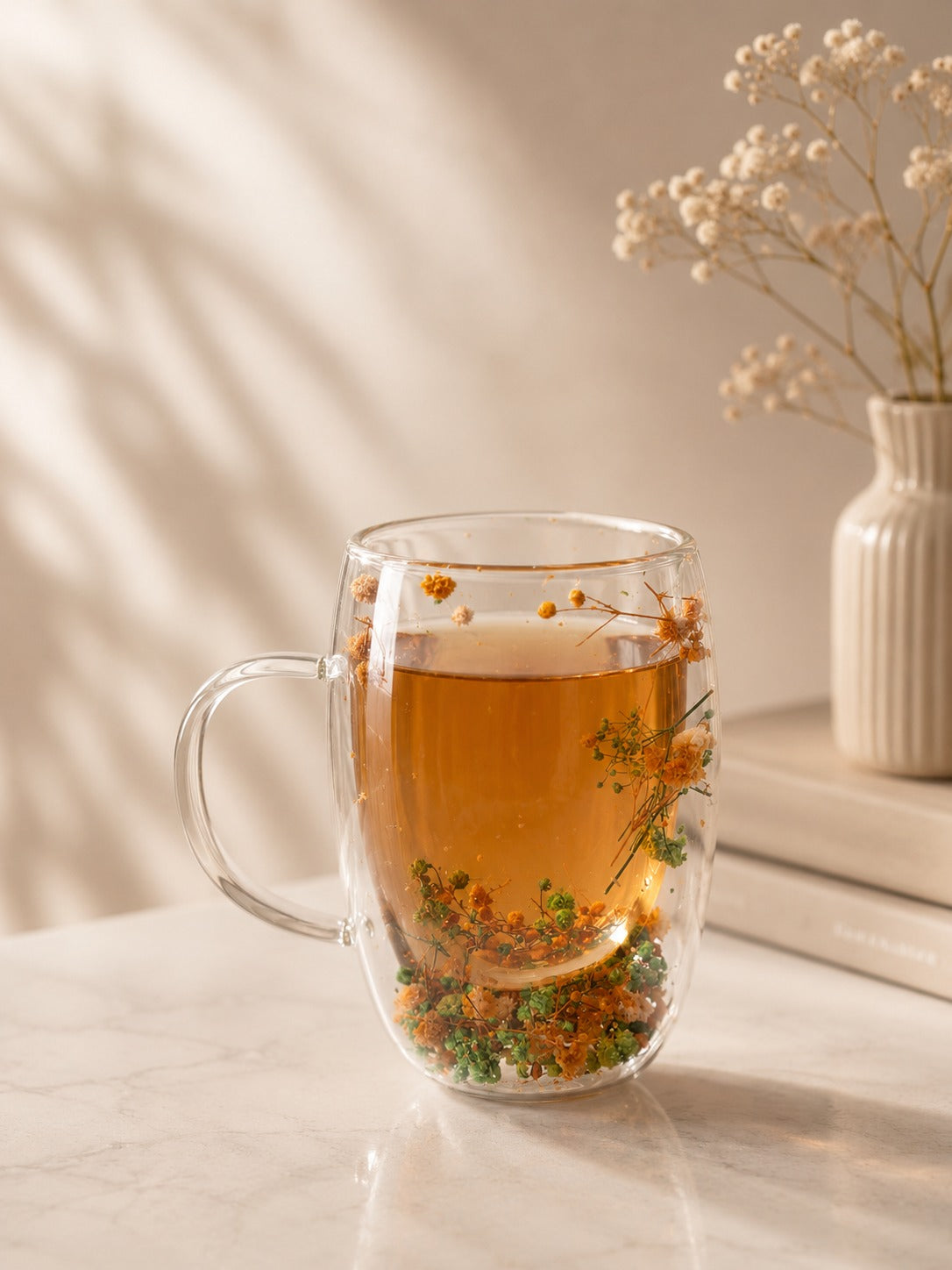 Vaso de vidrio doble pared con flores
