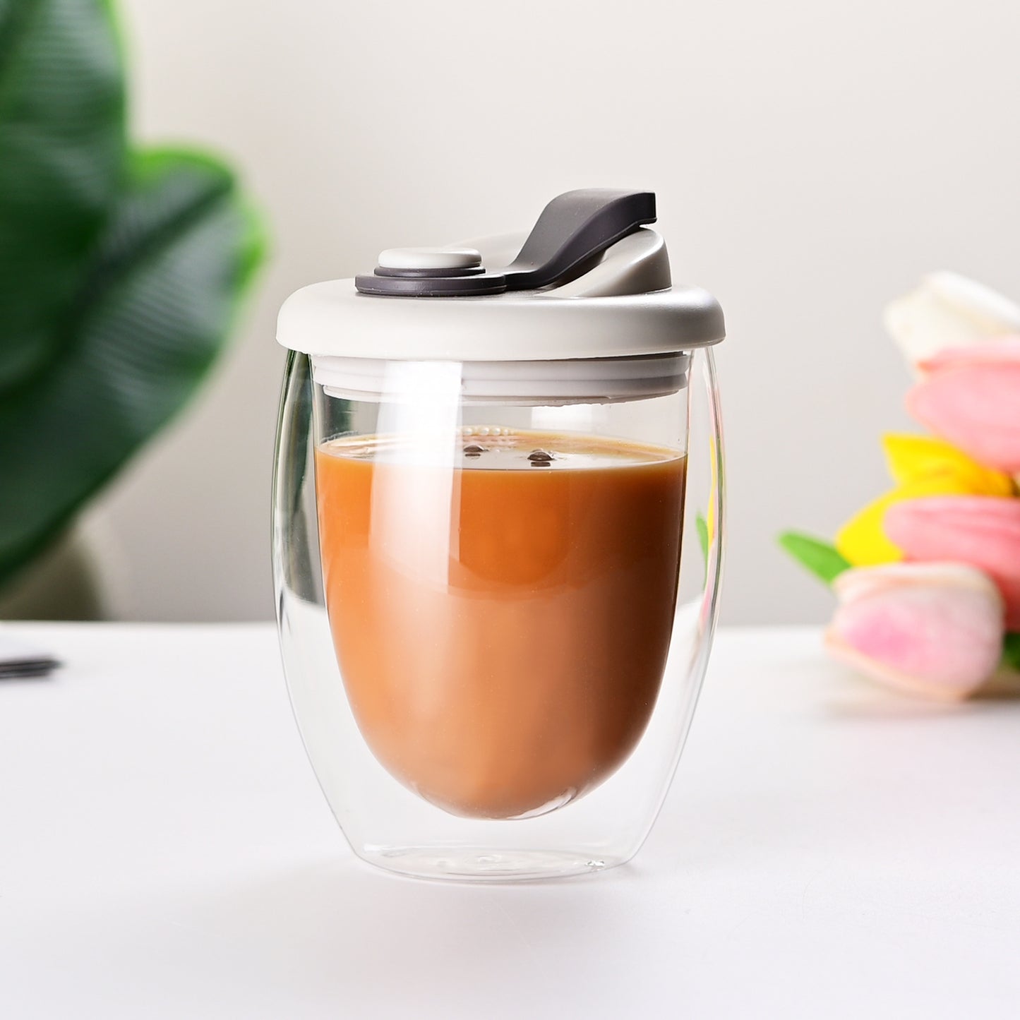 Vaso de Vidrio Doble Pared con Tapa 350ml