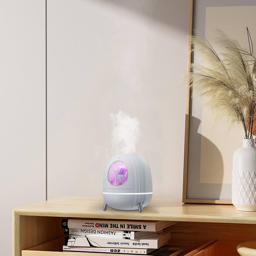 humidificador con luces y astronauta